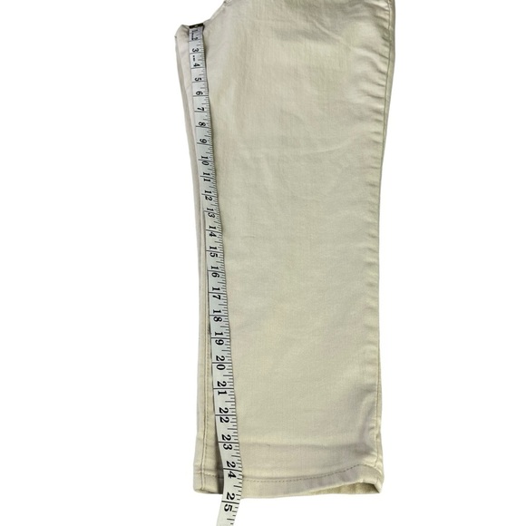 Democracy High Rise Slimming Off White Ankle Skimmer Denim Stretch Jean Size NWT - Picture 11 of 11